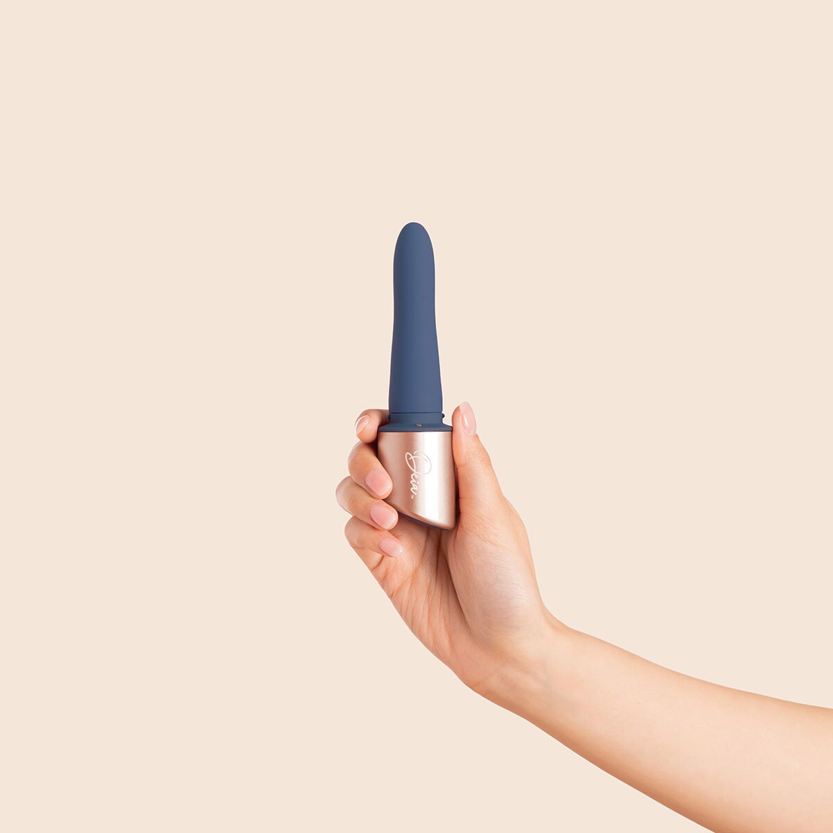 Product image of the  Deia vibrator on clean background