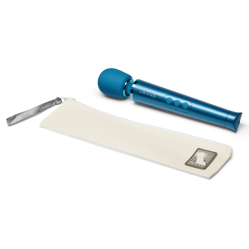Product image of the blue le wand vibrator on clean background