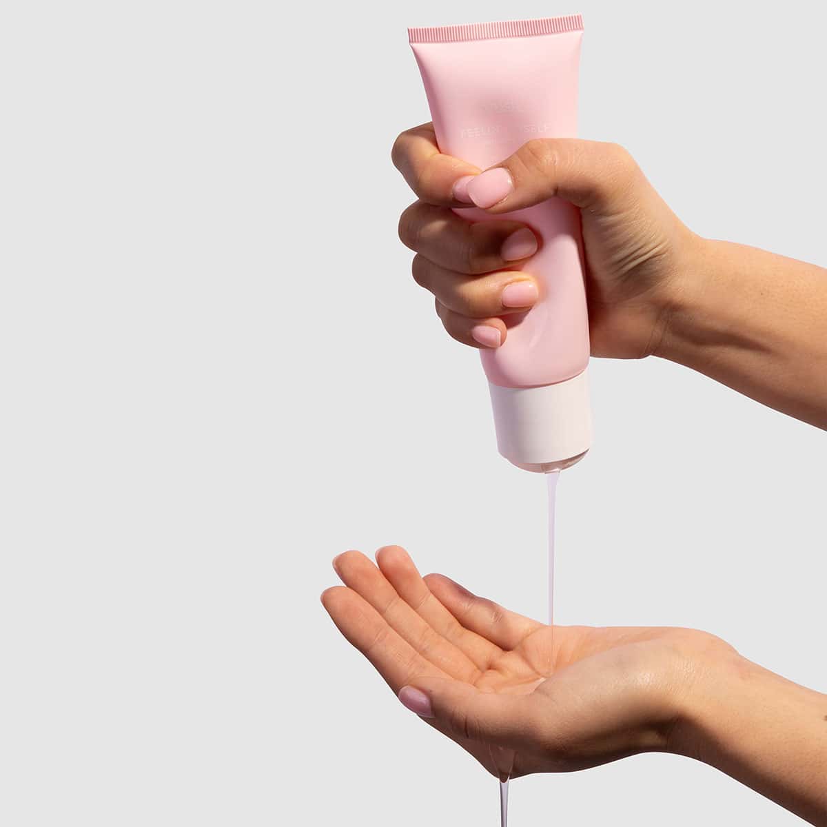 Buy and try VUSH Feelin' Myself Intimate Gel 100ml water based lubricant by VUSH for your next sexual encounter with her.