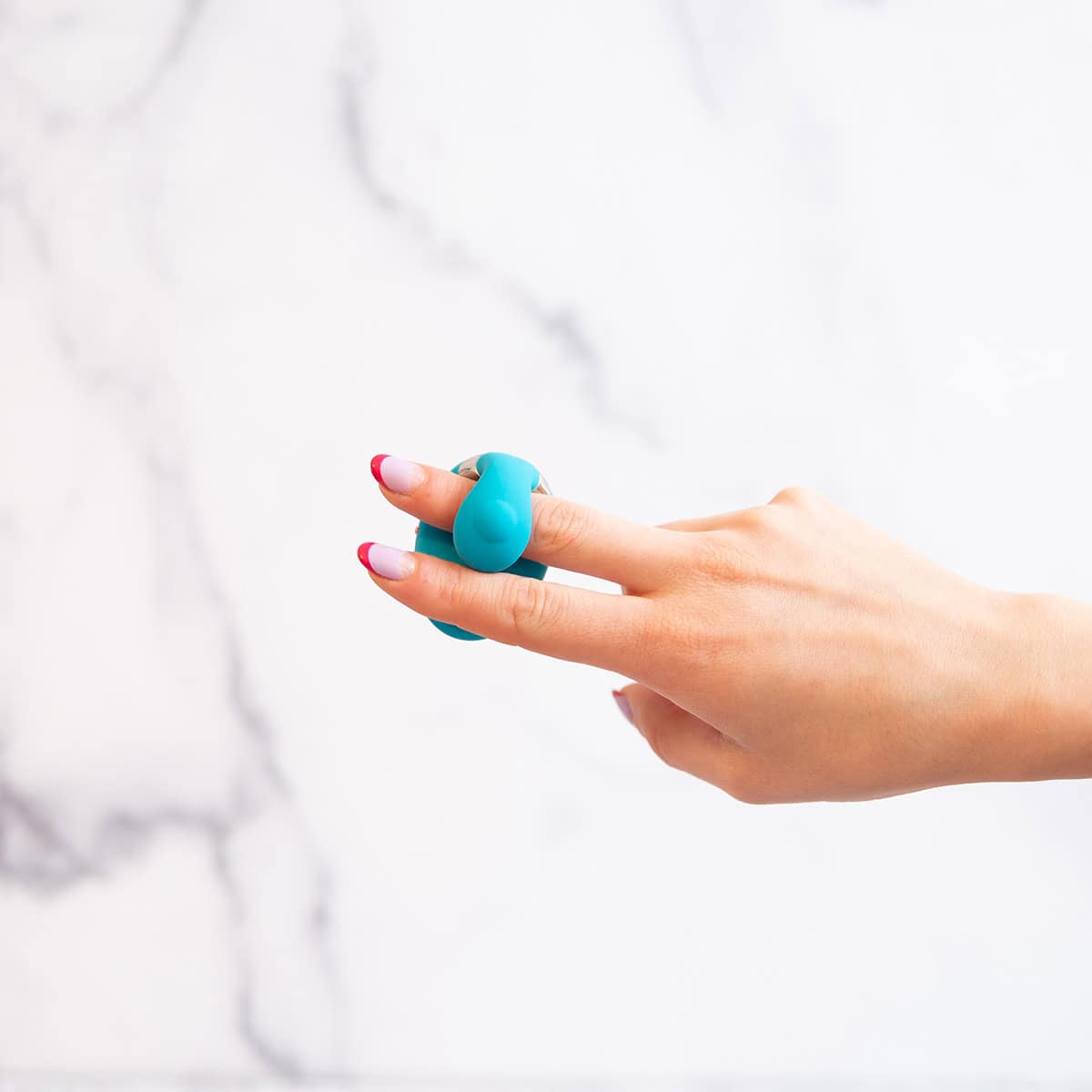 Buy a Emojibator Queeni Finger Vibe vibrator.