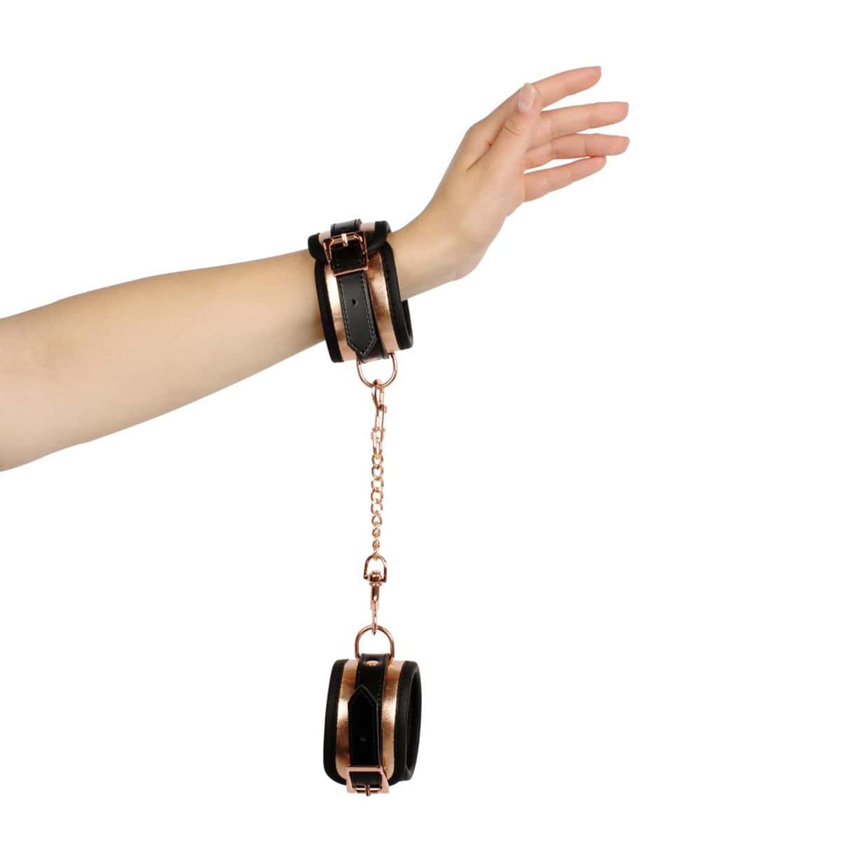Buy a Rosy Gold Nouveau BDSM Set vibrator.