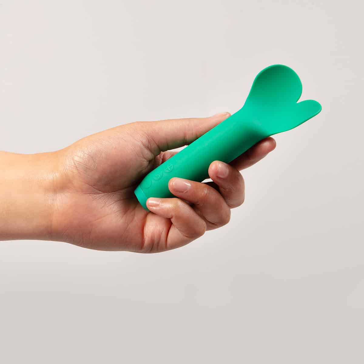 Buy a Je Joue Amour  Emerald Green vibrator.