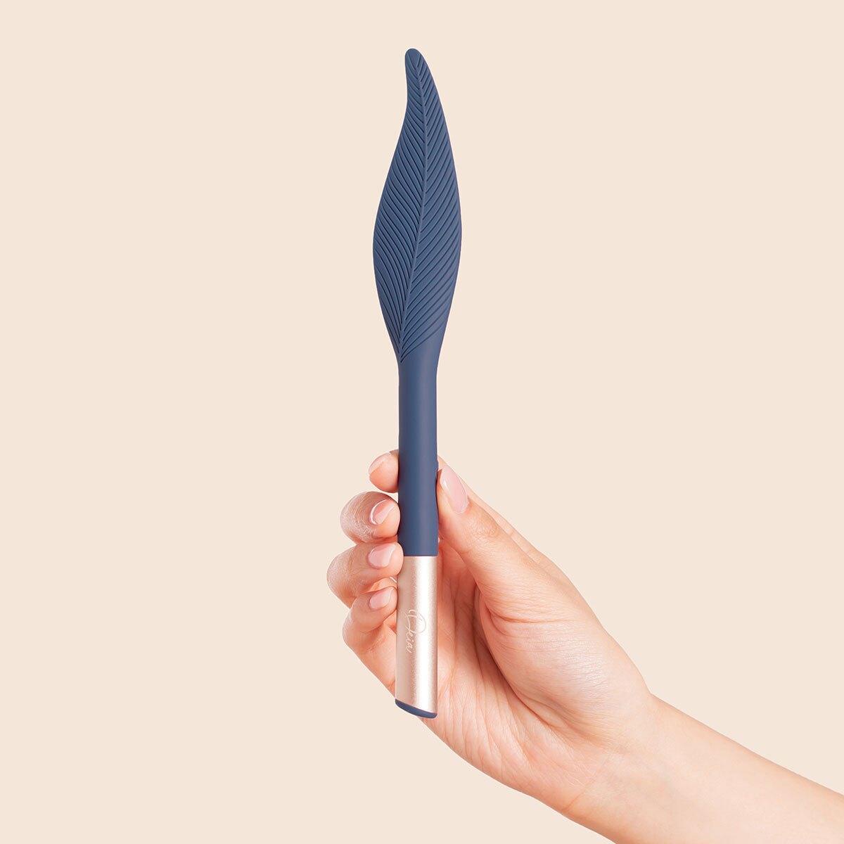Product image of the  Deia vibrator on clean background