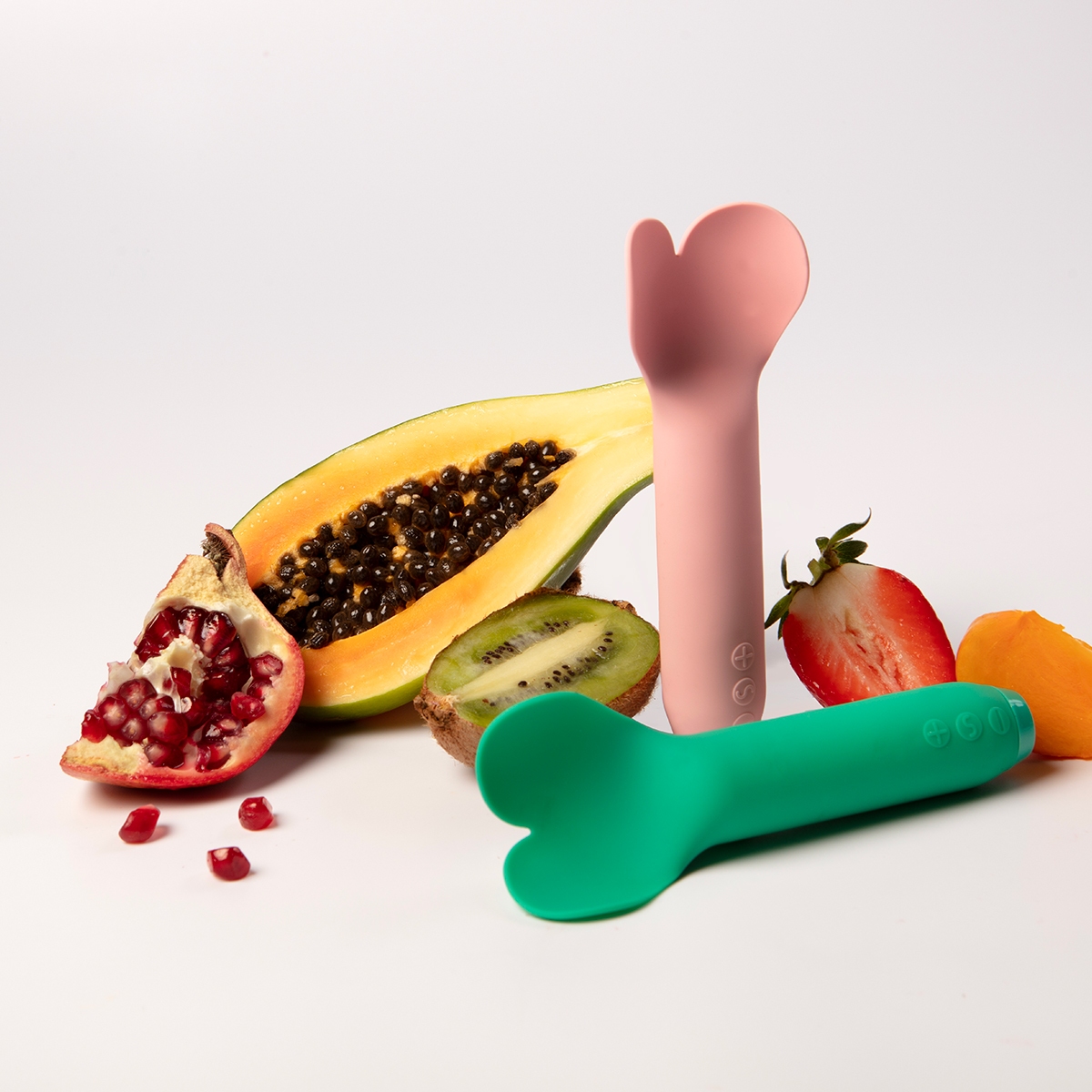 Close-up of the  Je Joue vibrator for texture detail