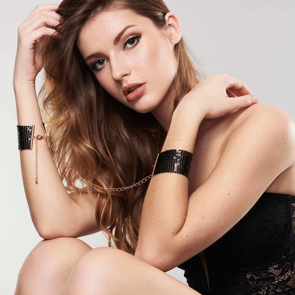 Bijoux Indiscrets Desir Metallique Mesh Handcuffs - Black sexy jewelry made by Bijoux Indiscrets for her.