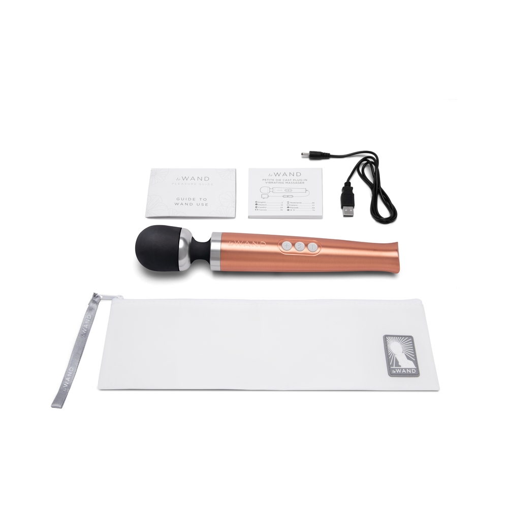 Close-up of the Rose Gold Le Wand vibrator for texture detail