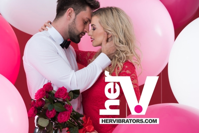 Valentine's day gifts for her for her, him, or couples. Online shopping for valentine's day gifts for her shoppers. Discreet, fast shipping.