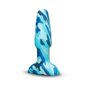 B-Vibe vibrator Rimming 2 Camo shown in hand for scale