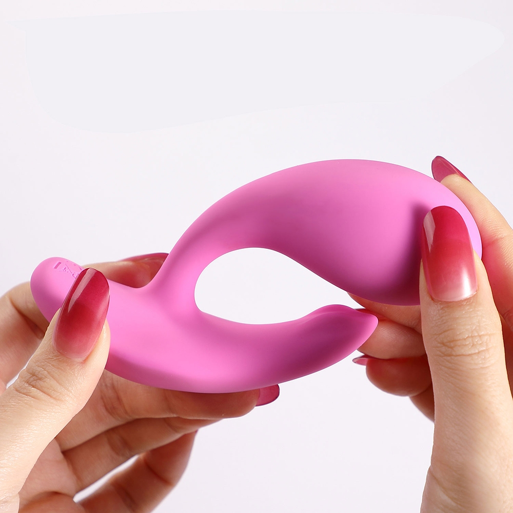Close-up of the  Honey Play Box vibrator for texture detail